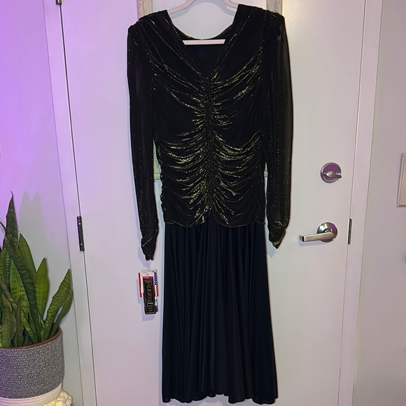 FILIGREE LTD | Vintage 80s Dynasty Glam Draped Sequins Elegant Black Maxi Dress - Picture 11 of 16